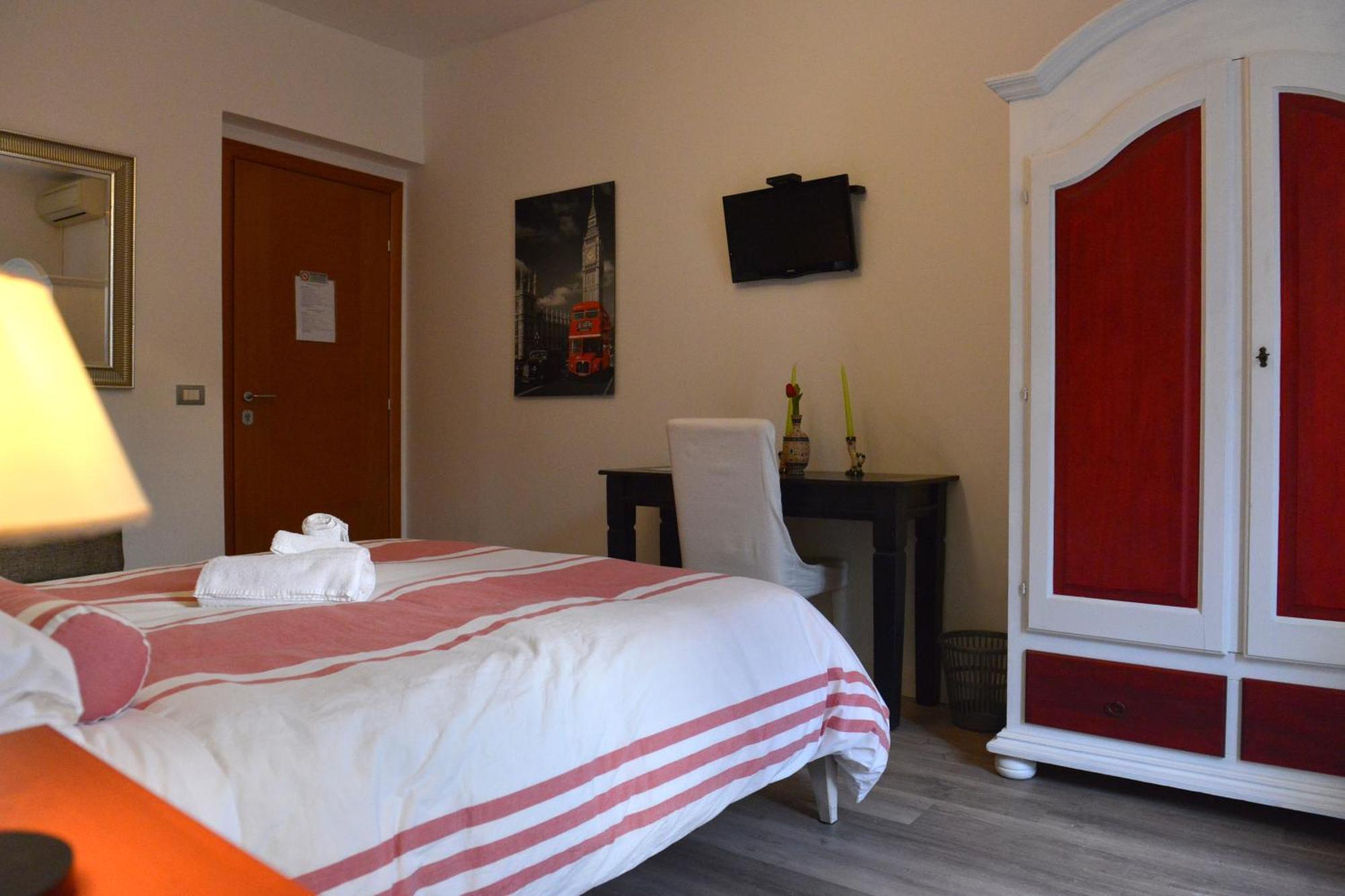 Residenza Del Turista Bed and Breakfast Catania Exteriör bild
